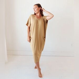Dwell and slumber cocoon house dress kaftan nursing maternity medium night gown